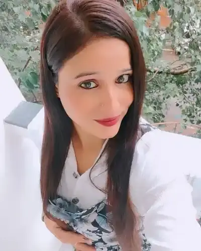 Call Girls in Amod